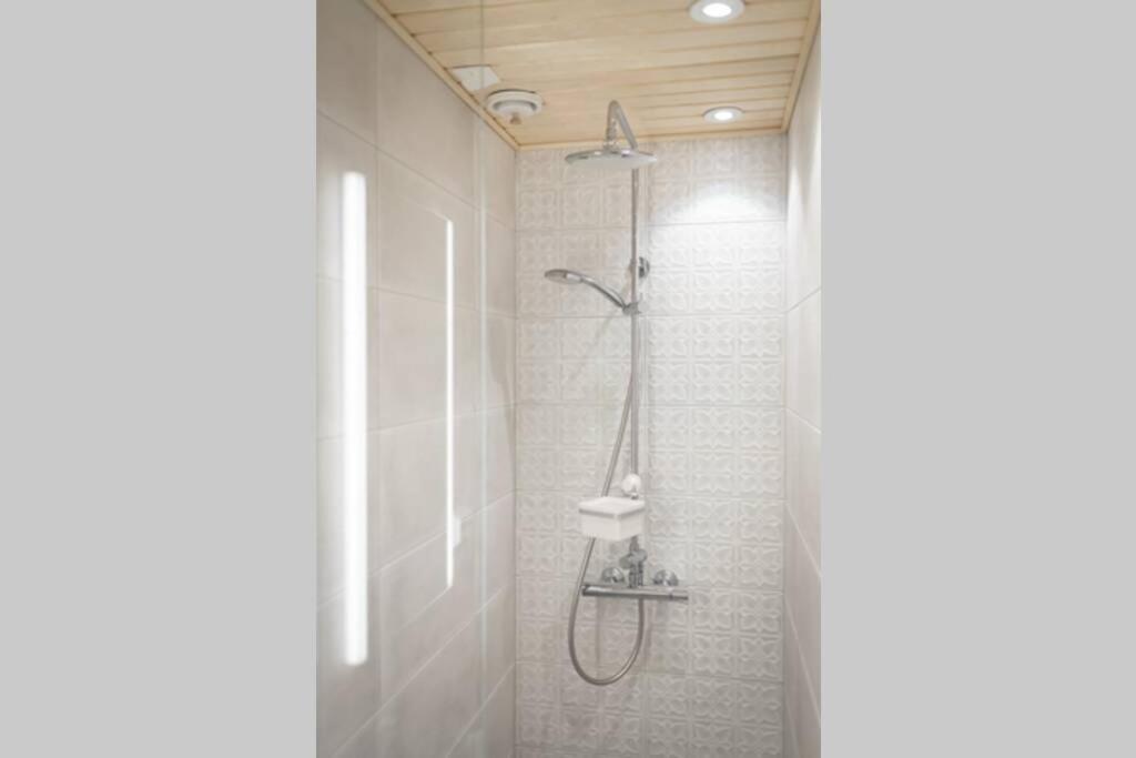 Cozy 1 Bedroom Apt And Free Parking By The Railway Station Oulu Luaran gambar